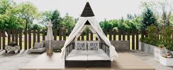 Outdoor Daybed Patio Lounge Bed with Adjustable Backrest Outdoor Double Sun Lounger with Curtains, 4 Pillows for Garden Patio Poolside Balcony Beach